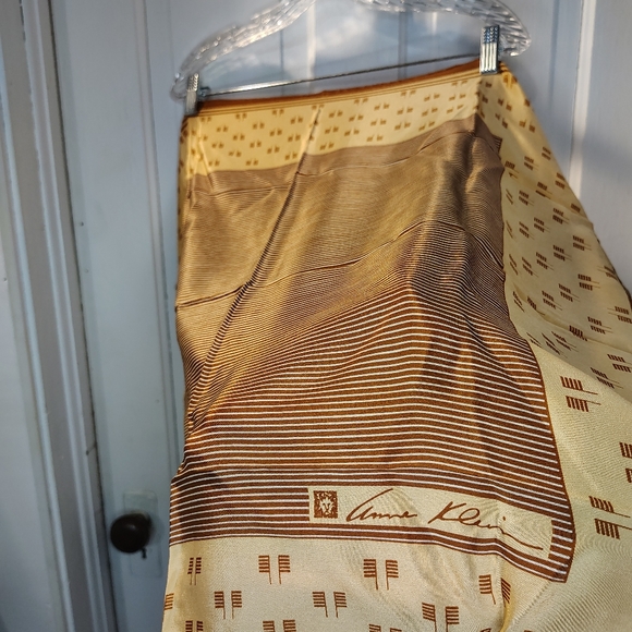 Anne Klein Silk Scarf ๐๐ Vintage - Picture 2 of 2